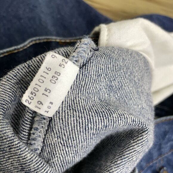 Vintage 80s Levis 501 Jeans Size 9 (25x30) Juniors Womens Denim Button Fly USA - Picture 15 of 16
